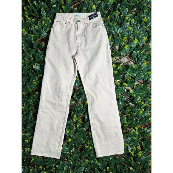 Abercrombie and Fitch The 90's Relaxed Fit Light Pink Curve Love Size 2L NWT - Picture 2 of 6